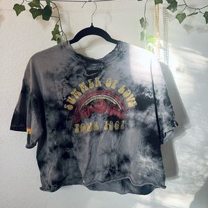 summer of love band tee cropped grey